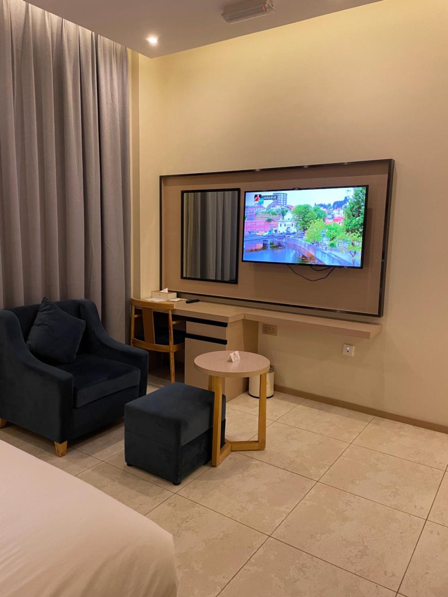 Season Inn Hotel Barka Extérieur photo
