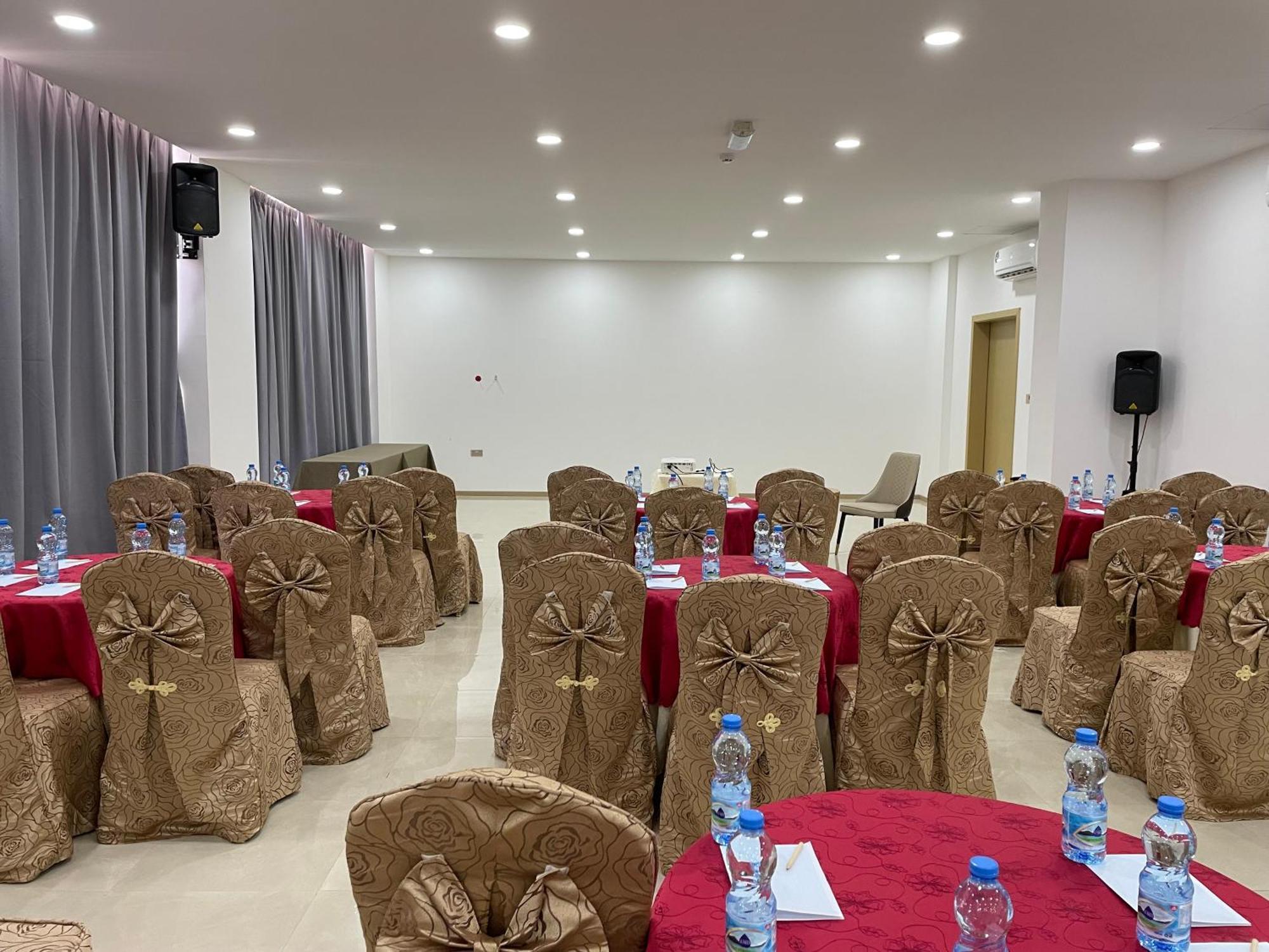 Season Inn Hotel Barka Extérieur photo
