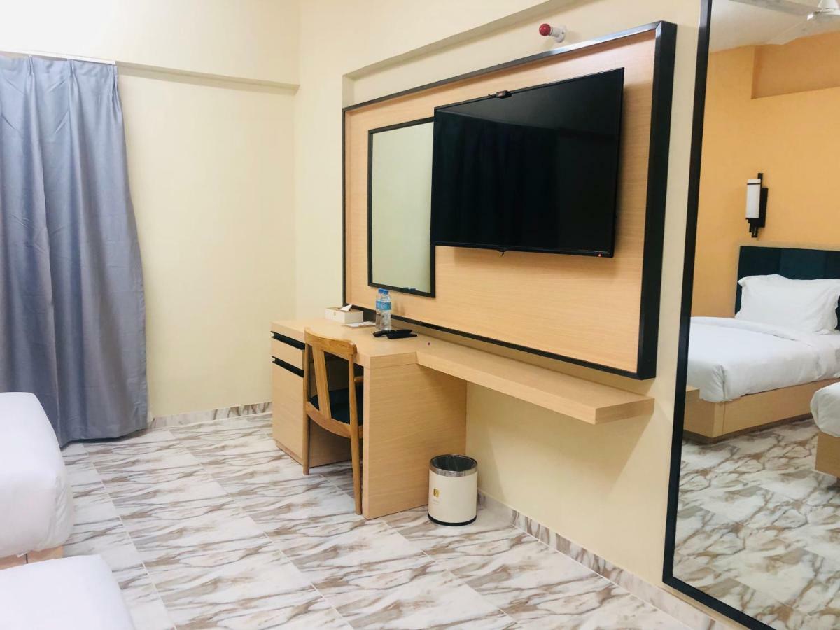 Season Inn Hotel Barka Extérieur photo