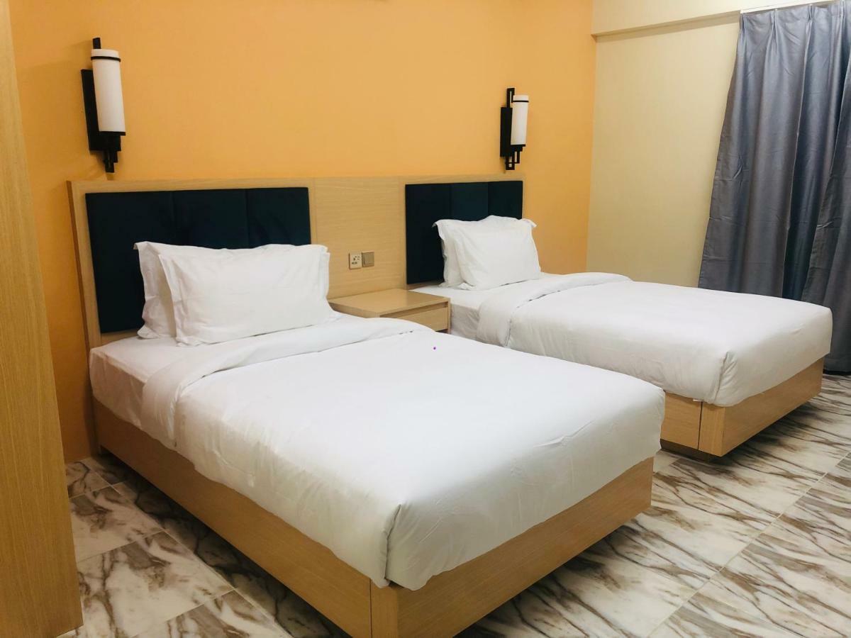 Season Inn Hotel Barka Extérieur photo